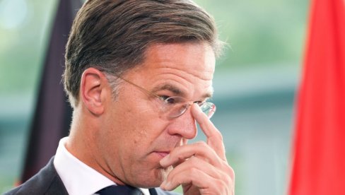 НЕ ПРИЧАЈ ГЛУПОСТИ! Пукла шамарчина првом човеку НАТО-а