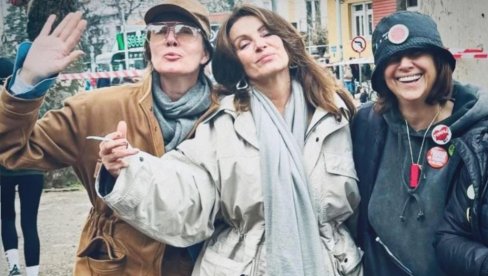 SVO LICEMERJE BLOKADERA: Pumpa na protestima protiv Vučića, a drži lokal u Vučićevom Beogradu na vodi (FOTO)