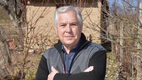 ЈЕЗИК ИЗ РОДНОГ КРАЈА И СОКАКА: Власта Н. Ценић, први добитник награде Милован Данојлић за најбољу књигу поезије за децу