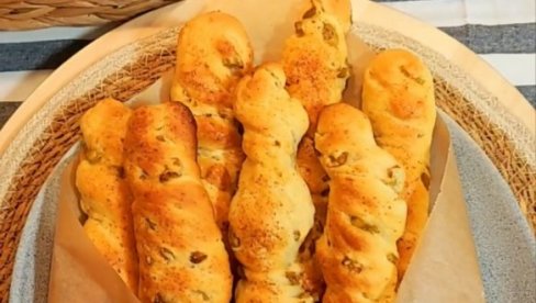 ШТАШИЋИ СА МАСЛИНАМА: Хрскава ужина пуна укуса