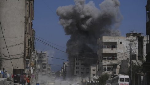 КРВОПРОЛИЋЕ СЕ НАСТАВЉА: Израел напада Газу - погинуло најмање 60 Палестинаца