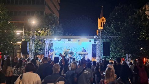 ЗАВРШНЕ ВЕЧЕРИ КОРЗО ФЕСТА: Традиционална манифестација