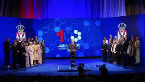 100 DANA VLADE SRBIJE Macut: Program Vlade zaštita narodnog jedinstva, moja ruka ispružena svima; povećan minimalac, branićemo KiM