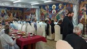 СЛАВА БОГОРОДИЧИНОГ МАНАСТИРА У ДОЊЕМ БУДАЧКОМ: Велики број верника на трпези љубави (ФОТО)