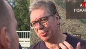 У РУМИ ЋЕ ДА СВИРАЈУ КРАЈ? Вучић: Можда се уморе од обиласа фабрека које сам тамп направио