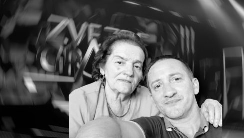 ТУГА У ЗВЕЗДАМА ГРАНДА Преминула мајка познатог певача: Одмори се најбоља мајко на свету