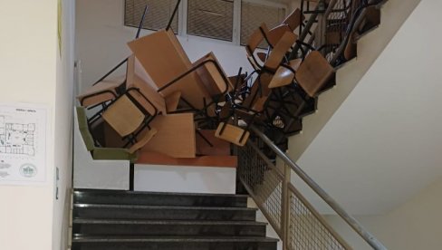 BRUKA I SRAMOTA: Evo šta je ostalo iza blokadera u Novom Pazaru (VIDEO)