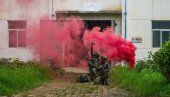 POGLEDAJTE - SRPSKI I KINESKI SPECIJALCI U AKCIJI: Zajednička obuka na poligonu u Kini (FOTO)