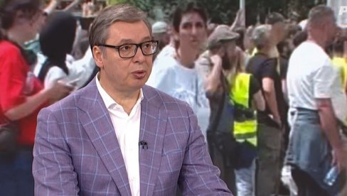 VUČIĆ U DNEVNIKU: Sačuvaćemo mir i stabilnost - Sinoć su bili uplašeni i Srbi i Bošnjaci, i jedni i drugi ne žele nikakve sukobe