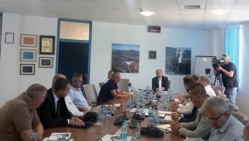 БЕРКОВИЋИ БЕЗ ПИТКЕ ВОДЕ СКОРО 20 ДАНА: Привремено решење до недеље, трајно тек наредне године