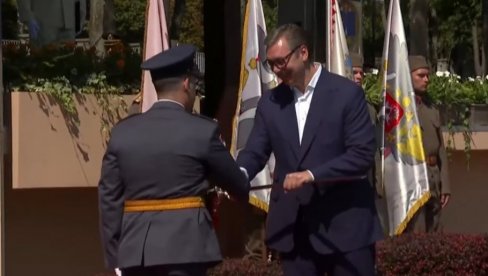 ВУЧИЋ У ДОМУ ГАРДЕ НА ТОПЧИДЕРУ: Реферисање о резултатима анализе стања, оперативних и функционалних способности Војске Србије за 2025.