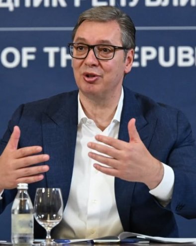 ПРЕДСЕДНИК СРБИЈЕ СУТРА СА ЏЕФРИЈЕМ САКСОМ: Састанак Вучића и професора Универзитета Колумбија у 9 часова