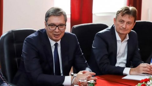 DARE, DRŽI SE! NEMA PREDAJE! Vučić poslao moćnu poruku Darku Glišiću koji je doživeo moždani udar