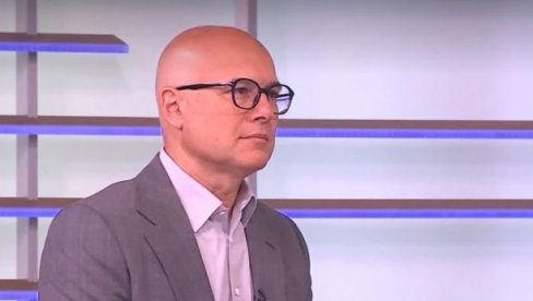 СКАНДАЛ ЗА ФИЛОЗОФСКИ ФАКУЛТЕТ, ДЕКАН УШАО И ЗАТЕКАО СВИЊАЦ! Вучевић о дивљаштву блокадера: Невероватне ствари!