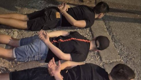 OVAKO SU UHAPŠENA TROJICA BLOKADERA HULIGANA U BEOGRADU: Napadali policiju, dvojici određeno zadržavanje do 48 sati (VIDEO)
