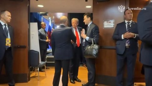 ЗАПАДНИ МЕДИЈИ: Трамп сматра да је Путин отворен за трилатерални састанак са њим и Зеленским