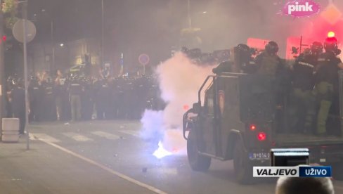 ВЕЛИКИ УСПЕХ ТЕЛЕВИЗИЈЕ Н1: Успели да произведу самолетеће бакље и каменице