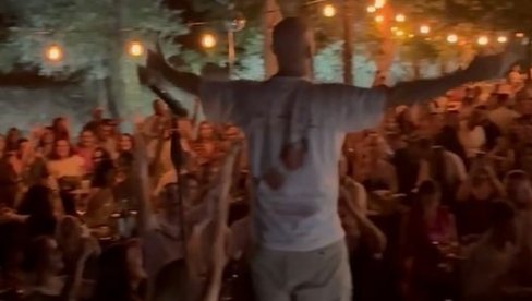 UPRKOS STRAŠNOM NEVREMENU: Nestala struja, padala velika kiša a onda sve iznenadila odluka Bobana Rajovića šta je uradio (FOTO)