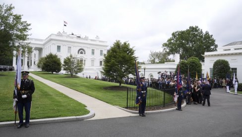 САВЕТНИК БЕЛЕ КУЋЕ: Трамп би могао да појача акције ако се настави блокада владе САД