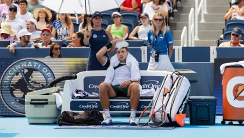 КРАЈ ЗА ХАМАДА МЕЂЕДОВИЋА! Српски тенисер на старту Ју-Ес опена завршио такмичење