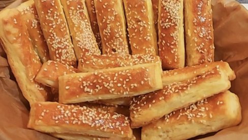 ШТАПИЋИ СА СИРОМ: Рецепт за брзу и укусну грицкалицу