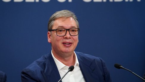 ВУЧИЋ СЕ ОГЛАСИО РАНО ЈУТРОС: Моћна порука председника Србије