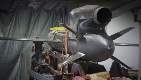 ЗАПАДНИ МЕДИЈИ: Америка жели украјинске технологије за дронове, док вундервафе ракете фламинго користе совјетске моторе