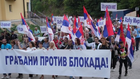 ВРАТИТЕ МИ МОЈУ СРБИЈУ! Грађани против блокада послали моћну поруку (ВИДЕО)