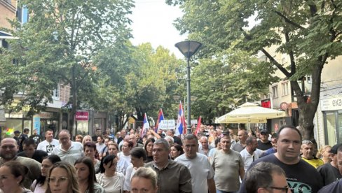 Ни организатори, ни присутни нису веровали колико се грађана окупило на на скупу против блокада