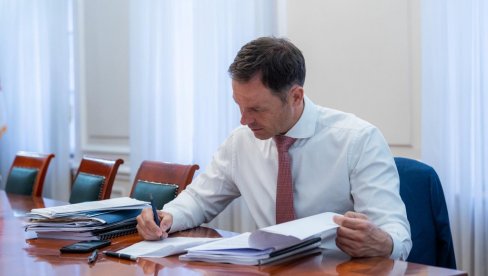 MALI O EKONOMSKIM MERAMA: Za dobrobit građana, od decembra i novi rast penzija