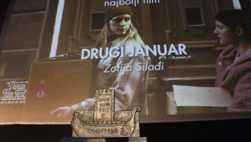 „ДУНАВСКА ЛАЂА“ ЗА НАЈБОЉИ ФИЛМ 8. „ДУНАВ ФИЛМ ФЕСТА“  МАЂАРСКОМ ОСТВАРЕЊУ „ДРУГИ ЈАНУАР“ : Фестивал затворио филм  „Континентал25“