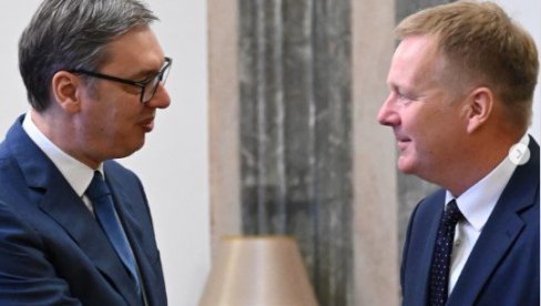 НАША ПОЛИТИКА ЈЕ ПОЛИТИКА МИРА Вучић се састао са Соренсеном (ФОТО)