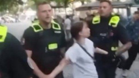 УХАПШЕНА ДЕВОЈЧИЦА (14): Немачка полиција не толерише дивљање на протестима (ВИДЕО)