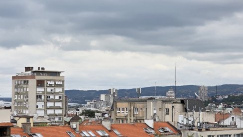 KREĆU PLJUSKOVI SA GRMLJAVINOM: Hitno se oglasio RHMZ, izdata dva upozorenja