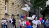 KAKVA PRELEPA SIMBOLIKA: Golubovi mira pušteni u Kikindi (VIDEO)