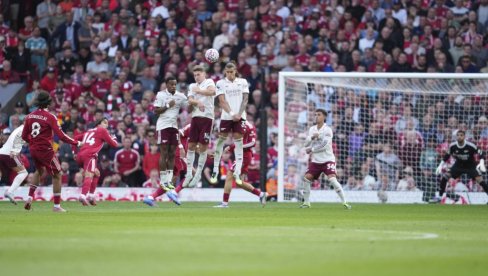 КАКАВ ДЕРБИ ПРЕМИЈЕР ЛИГЕ: Собослај мајсторијом донео победу Ливерпулу против Арсенала (ВИДЕО)