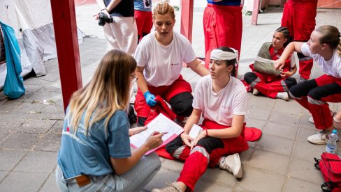 BESPLATNA OBUKA IZ PRVE POMOĆI: Aktivnosti Crvenog krsta Vojvodine