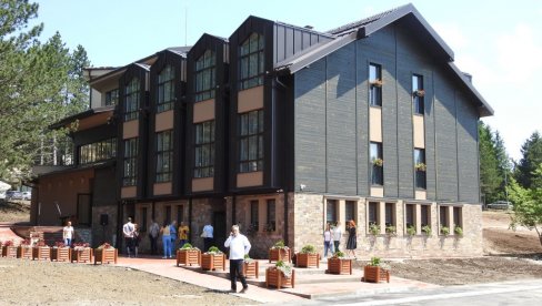 ПРВИ НАЦИОНАЛНИ ФЕСТИВАЛ ФИЛМА И ТЕЛЕВИЗИЈЕ: Са Златибора по Оскара