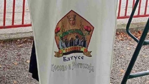 NA KRAJU JE BACILI U KONTEJNER: Tzv. kosovka policija na Brnjaku oduzela i pocepala zastavu srpskog pevačkog društva