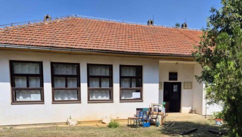 U OGLAĐENOVCU KOD VALJEVA PONOVO OTVORENO ISTURENO ODELJENJE OŠ MILOVAN GLIŠIĆ IZ VALJEVSKE KAMENICE   Školsko zvono posle 12 leta