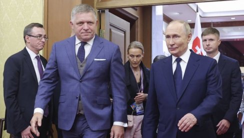 ПУТИН СА ФИЦОМ: Могуће наћи консензус о безбедносним гаранцијама Украјини