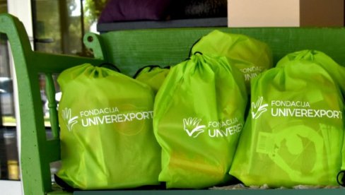 Fondacija Univerexport u prethodnih deset godina obradovala gotovo 100.000 mališana: Osmesi prvaka ove godine u 27 gradova i opština