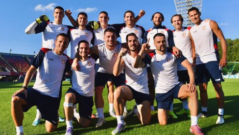 ОЧЕКУЈЕМО СВИ МНОГО ОД КОШАРКАША, АЛИ... Филип Костић се нада да ће Пиксијеви фудбалери погурати Пешићеве орлове на Евробаскету