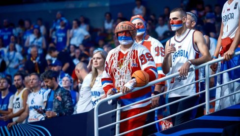 ПУКЛО ЈЕ У СВЛАЧИОНИЦИ ОРЛОВА! Легенда српске кошарке о шамару на Евробаскету који подсећа на 2005. годину