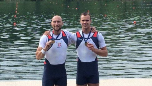 МИ СМО ДЕЦА ПАРТИЗАНА: Челници Веслачког клуба црно-белих одговорили на оптужбе да су убачени елементи