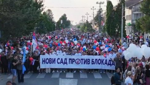 НОВИ САД ПРОТИВ БЛОКАДА: Моћни снимци из ваздуха дроном (ВИДЕО)