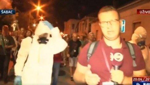 БЛОКАДЕРИ КОПИРАЈУ ПРОПАГАНДУ НАЦИСТА: Синоћ су извели ДЕЗИНФЕКЦИЈУ улица којим су прошле присталице Александра Вучића (ВИДЕО)