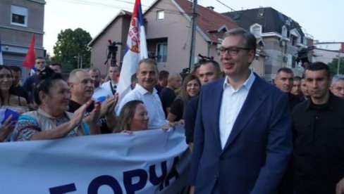 ВРЕМЕ ОДГОВОРНОСТИ ДОЛАЗИ: Док председник упозорава да институције морају да раде свој посао, неки би од Србије да направе анархију