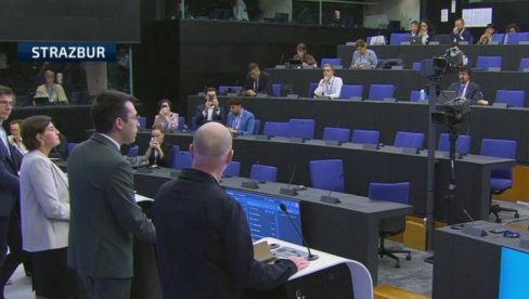 ЗАХТЕВ ЗА КАЖЊАВАЊЕ НАРОДА, НЕ САМО ВЛАСТИ: Анализа аутогола опозиције