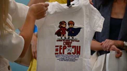 NA POKLON VAUČERI ZA ŠKOLSKI PRIBOR: Opština Novi Beograd obradovala đake prvake sa svoje teritorije